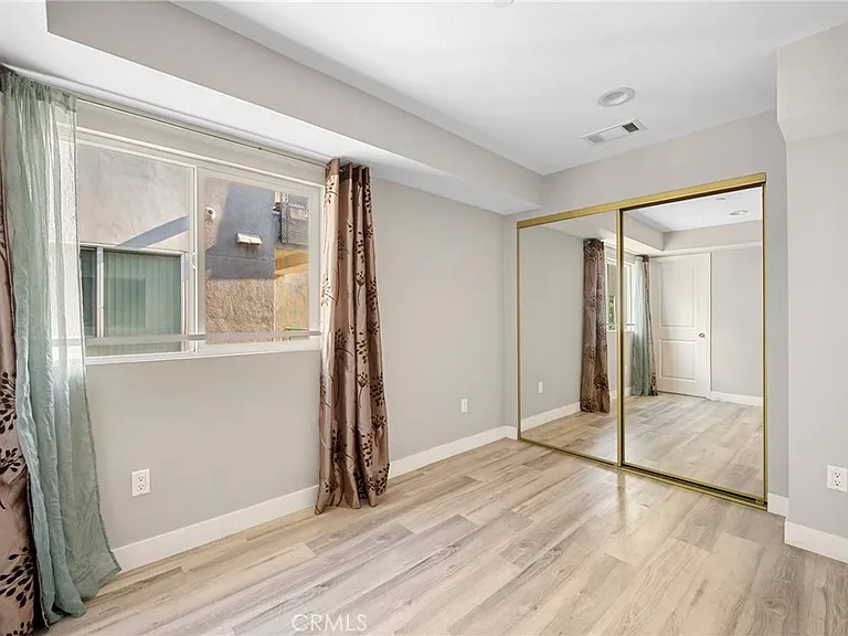 11731 Runnymede St #3 — Photo 6