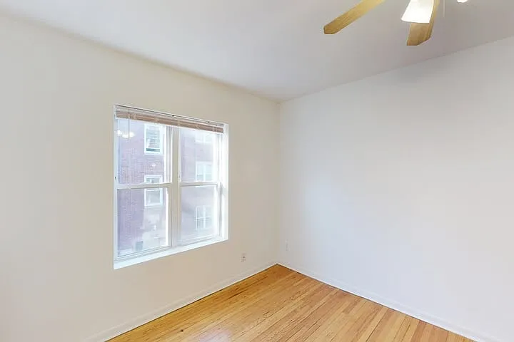 4721 S. Ellis Avenue — Photo 23