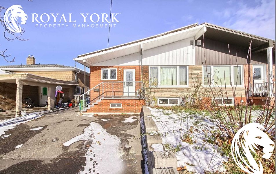 2nd image of 34 Fallingdale Cres