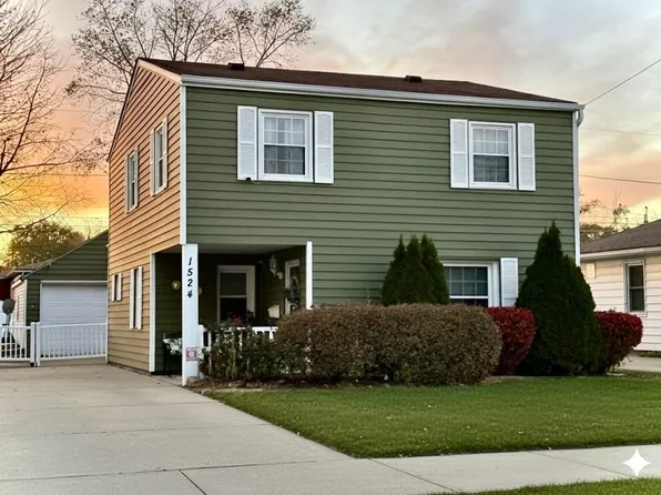 1524 Orchard STREET, Racine, WI 53405