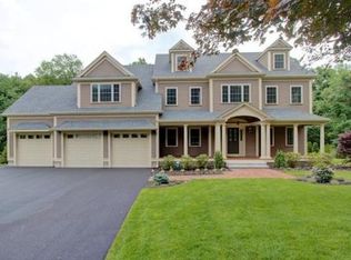 15 Redcoat Ln, Lexington, MA 02420