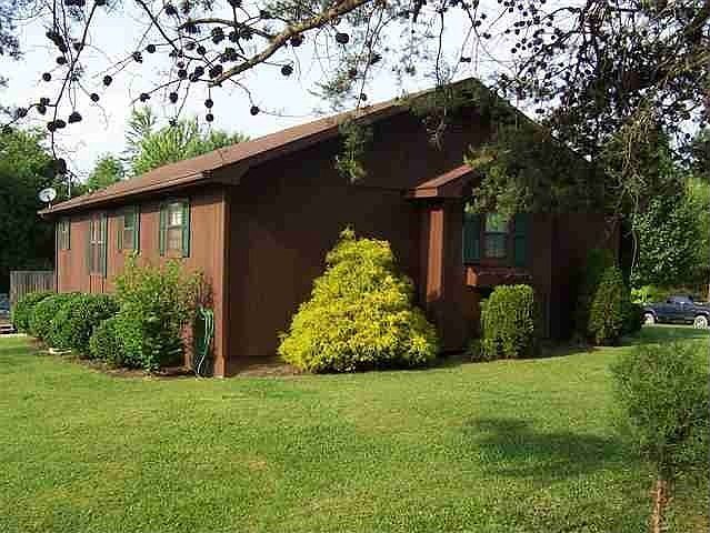 2nd image of 131 Wale Dr