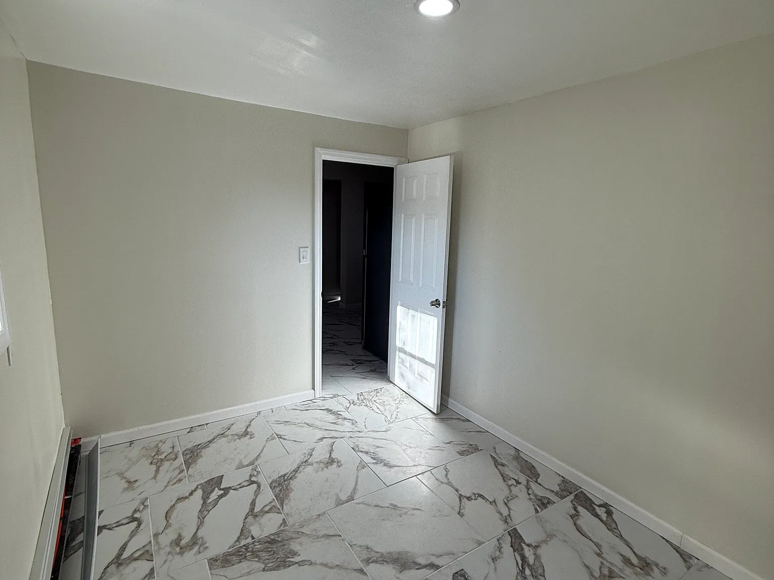 Andrews Ln, East Meadow — Photo 3