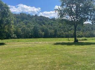 7 Thomas Cir, Hickman, TN 38567