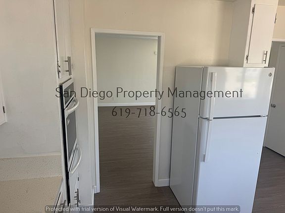 4th image of 736-46 E Ave #746
