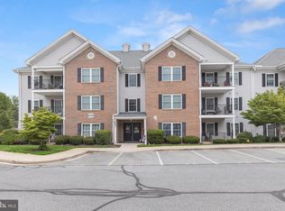 6508 Ridenour Way E APT 2B, Sykesville, MD 21784