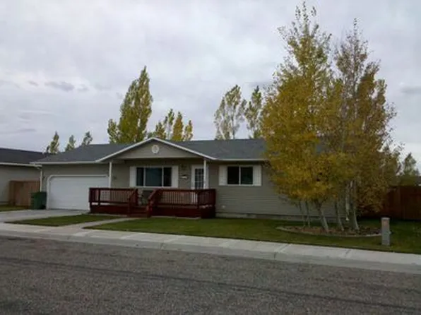 325 Madsen St, Rigby, ID 83442