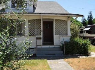 1573 1st St, Corning, CA 96021