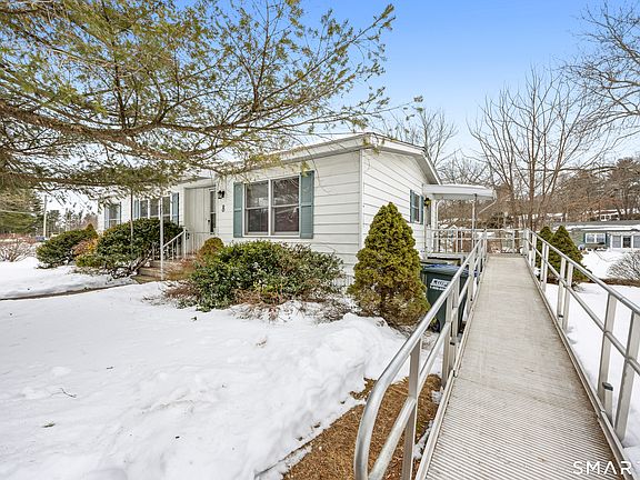 2nd image of 8 Redstone Street