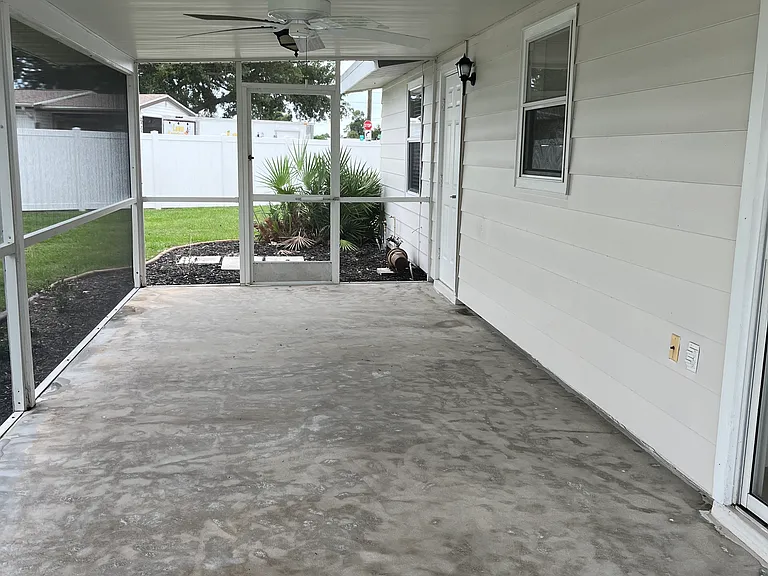 1646 Page St — Photo 12