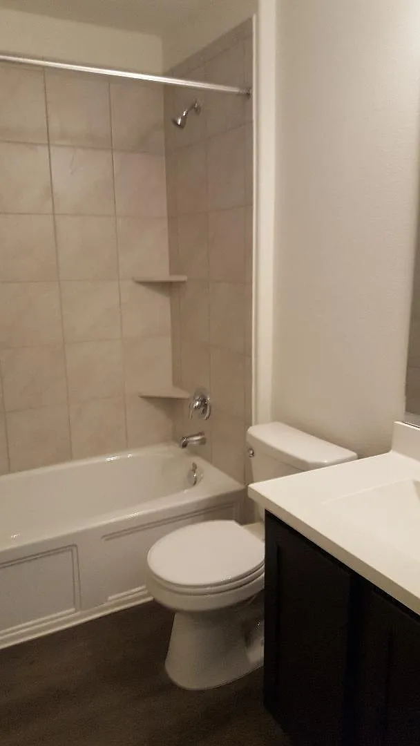 3 bed, 1463 sqft, $1,750 — Photo 4