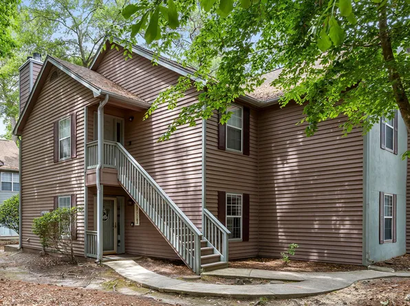 7935 Parklane Ct APT A, North Charleston, SC 29418