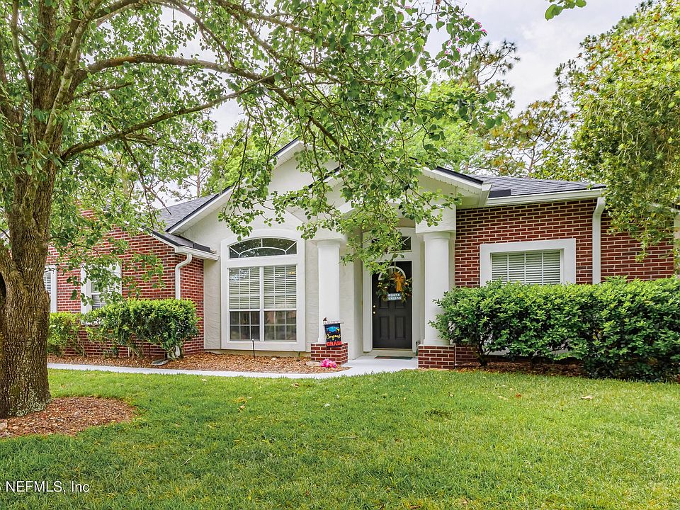 1st image of 429 TWIN OAKS Lane