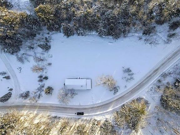 2nd image of 1910 Stevens Brook Road