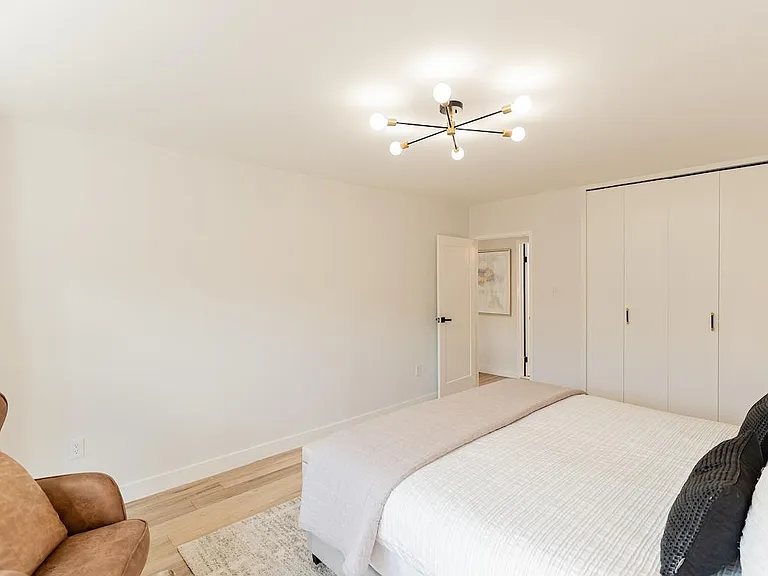 4201 Cathedral Ave NW #306E — Photo 6