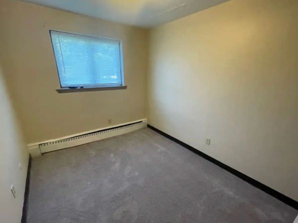1074 Arkwright St APT 1