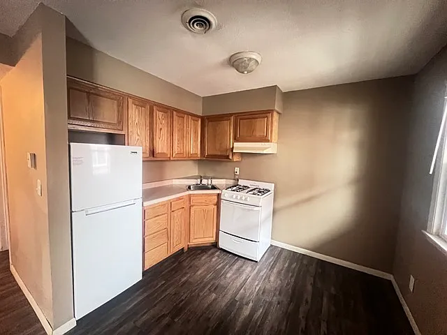 711 W Church St #6 — Photo 2