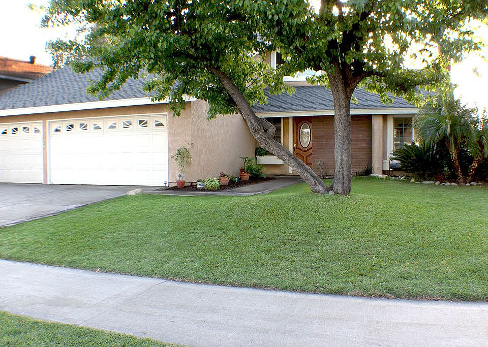 1st image of 2632 S Walker Ave