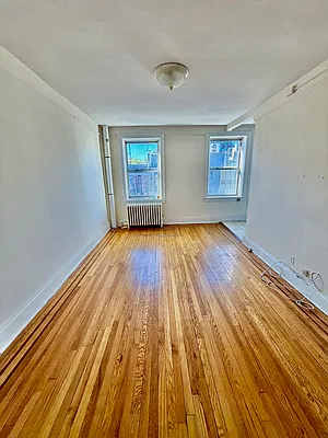 Bedroom, photo 1