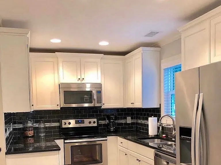 535 Forrest Ave — Photo 6