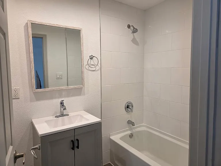 735 Avenue A SW #C — Photo 18