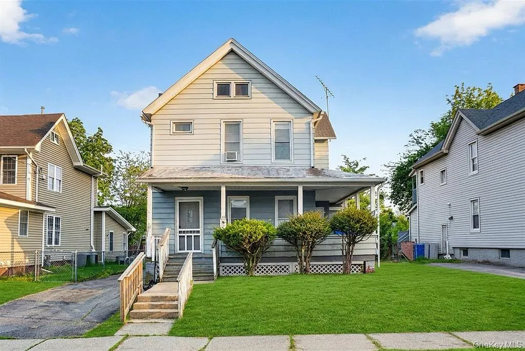 4 bed, $2,800 — Photo 3