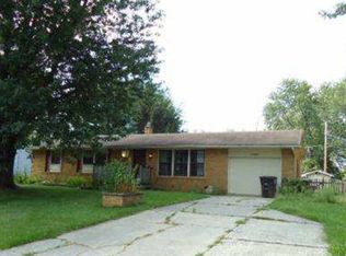 4135 Oakleaf Dr, Fort Wayne, IN 46815