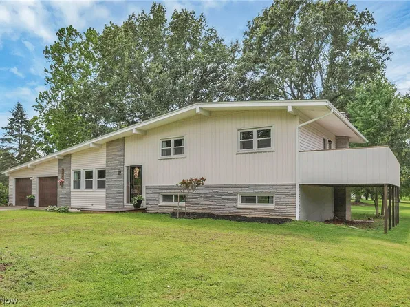 2185 Sunnyhill Dr NE, Lancaster, OH 43130