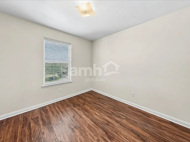 8960 Blackhaw St — Photo 17