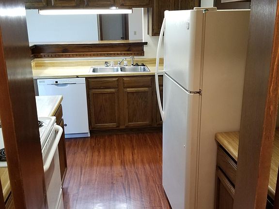 5th image of 2021 Twisted Oak Dr