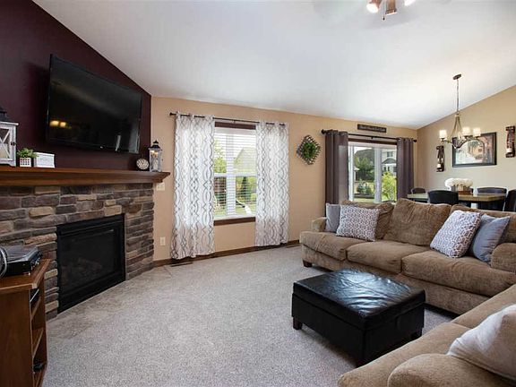 2nd image of 3573 Spyglass Hill Dr