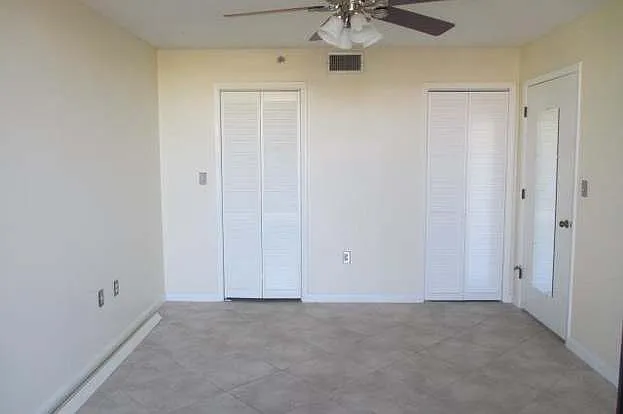 402 Port Royal Way — Photo 54