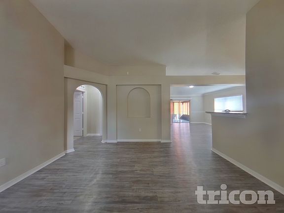 3rd image of 1120 Imperial Eagle St