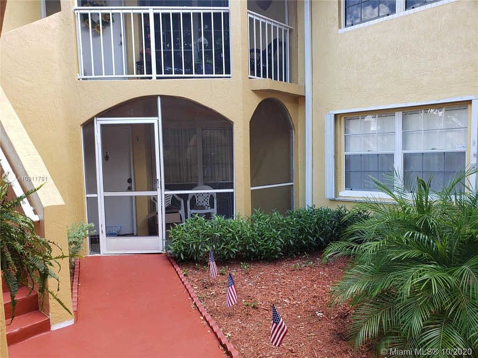 1st image of 15605 SW 74th Circle Dr APT 1