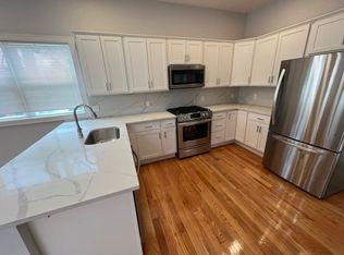 126 Cross St, Somerville, MA 02145