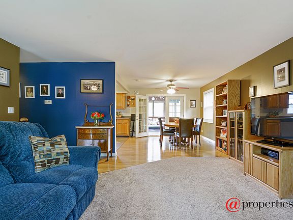 Living Room / Dining Room