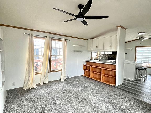 5th image of 1304 Lauren Dr