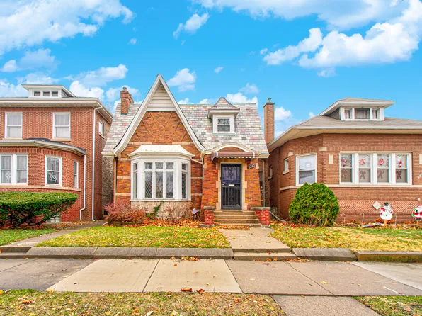 8240 S Champlain Ave, Chicago, IL 60619