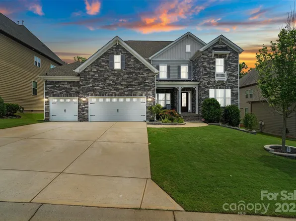2233 Brandybuck Ct, Fort Mill, SC 29715