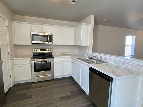 5th image of 2404 E Fennec St