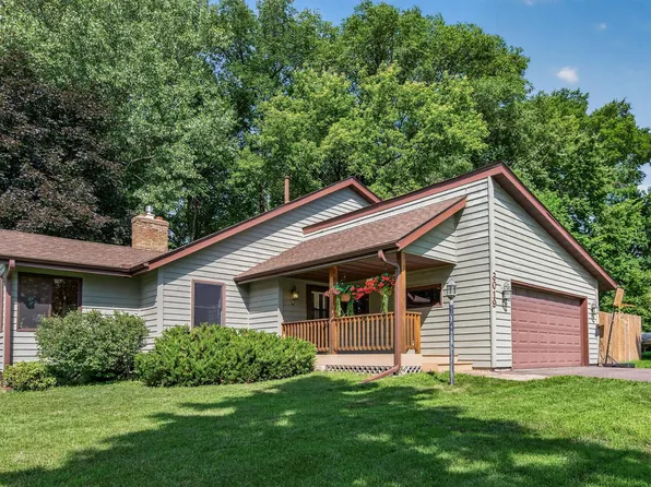 3019 Bluffs Ln, Mound, MN 55364