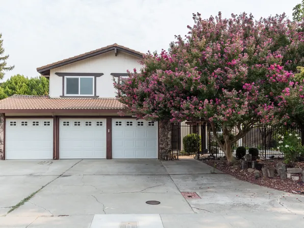 12 Shady River Cir, Sacramento, CA 95831