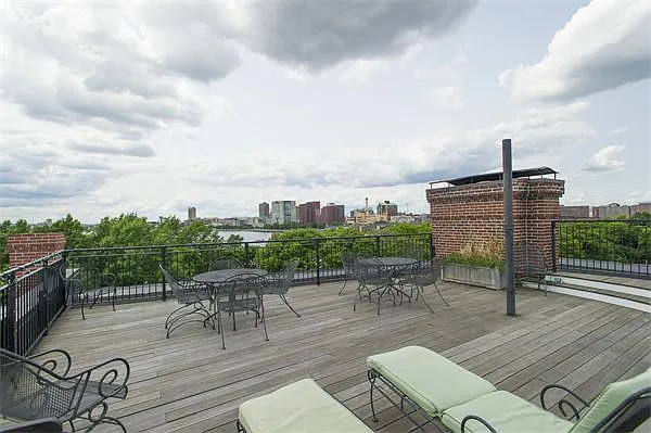 3 Brimmer St #2 — Photo 14
