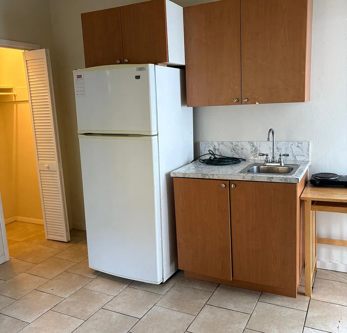 Studio, 350 sqft, $1,100 — Photo 4
