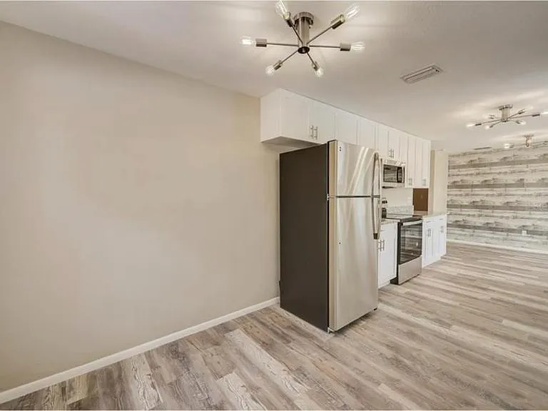 8223 Drycreek Dr — Photo 14
