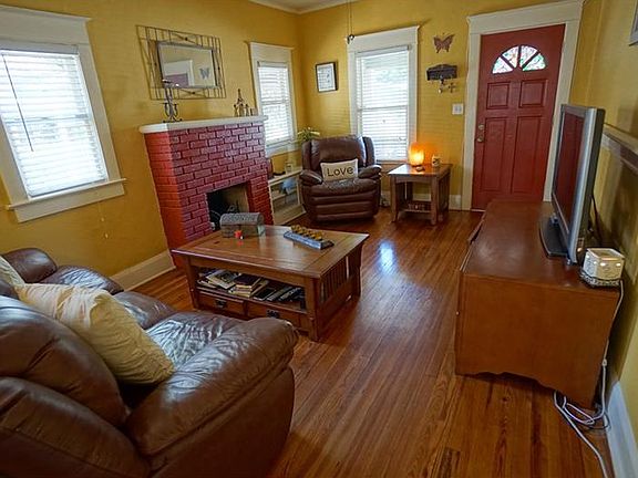 4th image of 206 W Lambright St