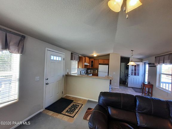 4th image of 37500 W Bullet Rd
