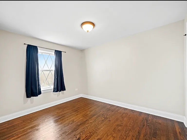 6350 S Lockwood Ave — Photo 9