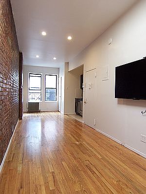 2nd image of 442 W 45th St #4FE