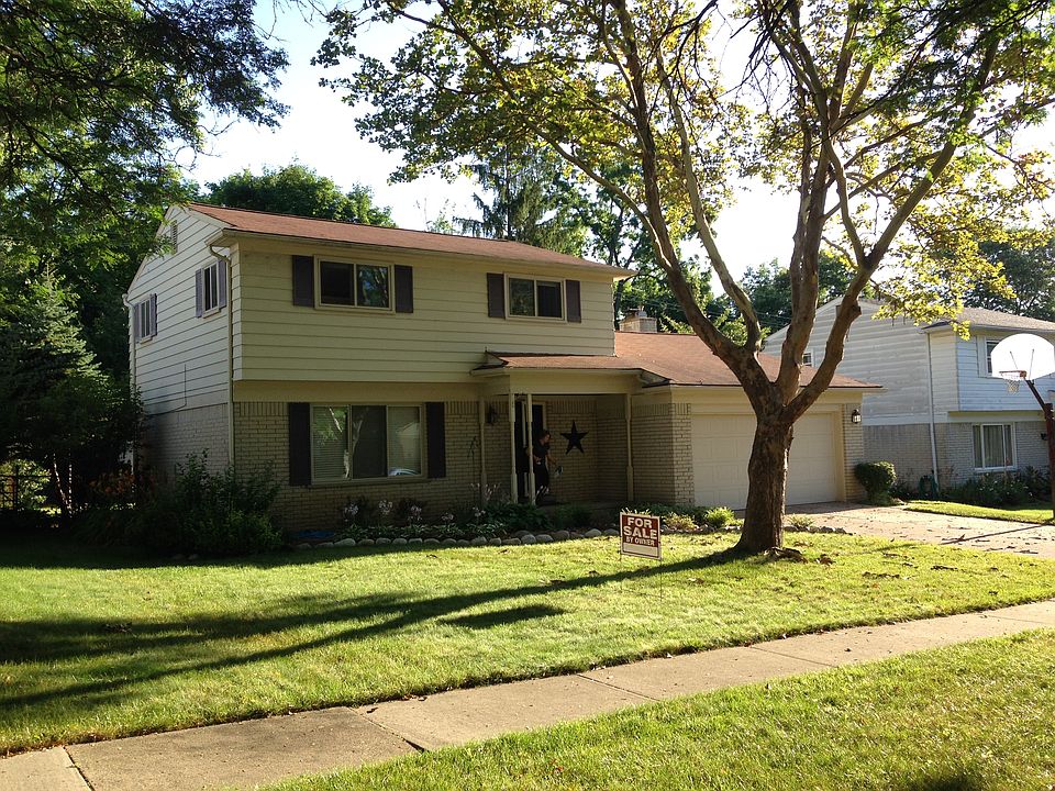 1st image of 320 Sherrie Ln